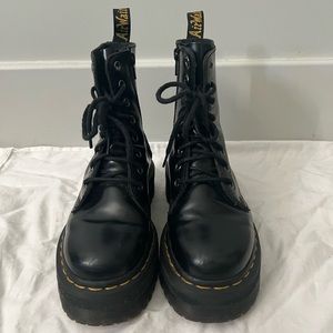 Dr. Martens JADON SMOOTH LEATHER PLATFORM BOOTS (black)